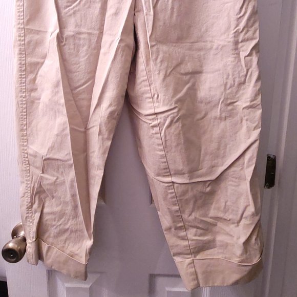 Capris - Picture 3 of 3